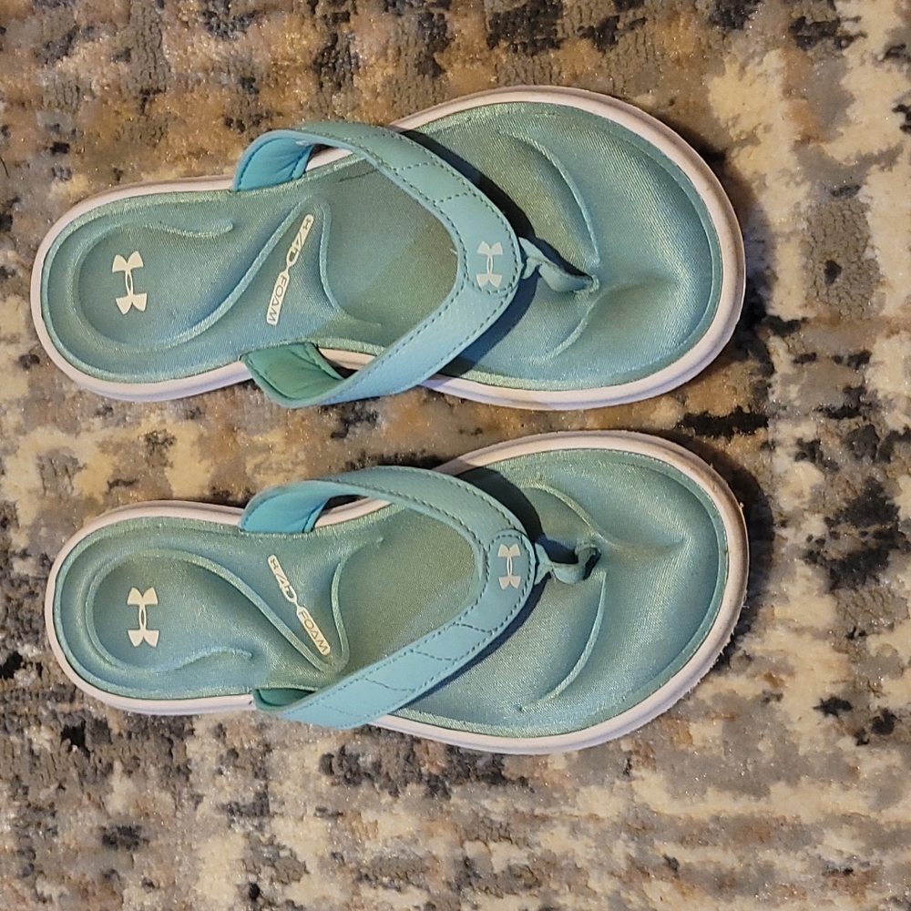 Under Armour flip flops 4d foam teal size 8 womens